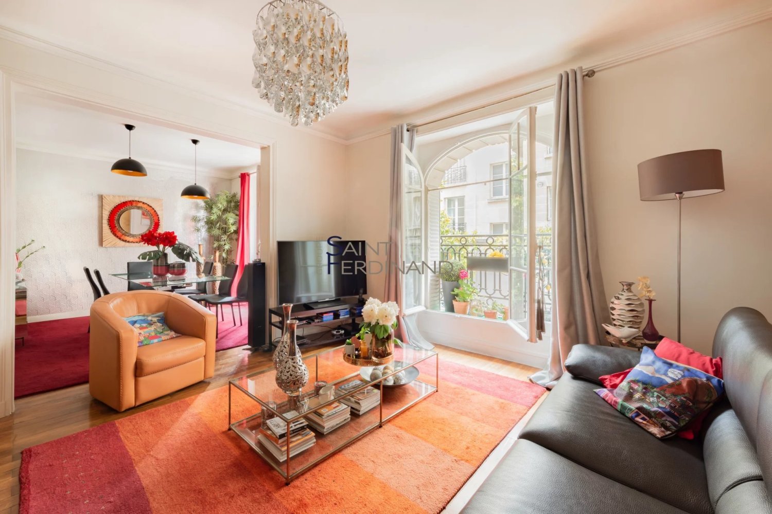 3 bedrooms Apartment in Neuilly-sur-Seine, France No. 118985