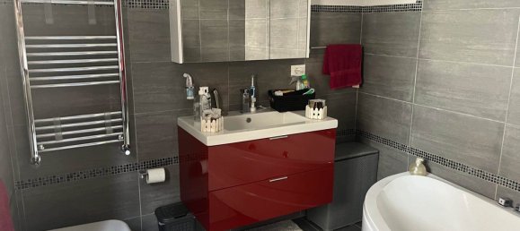 4 bedrooms Apartment in Palermo, Italy No. 52264 5