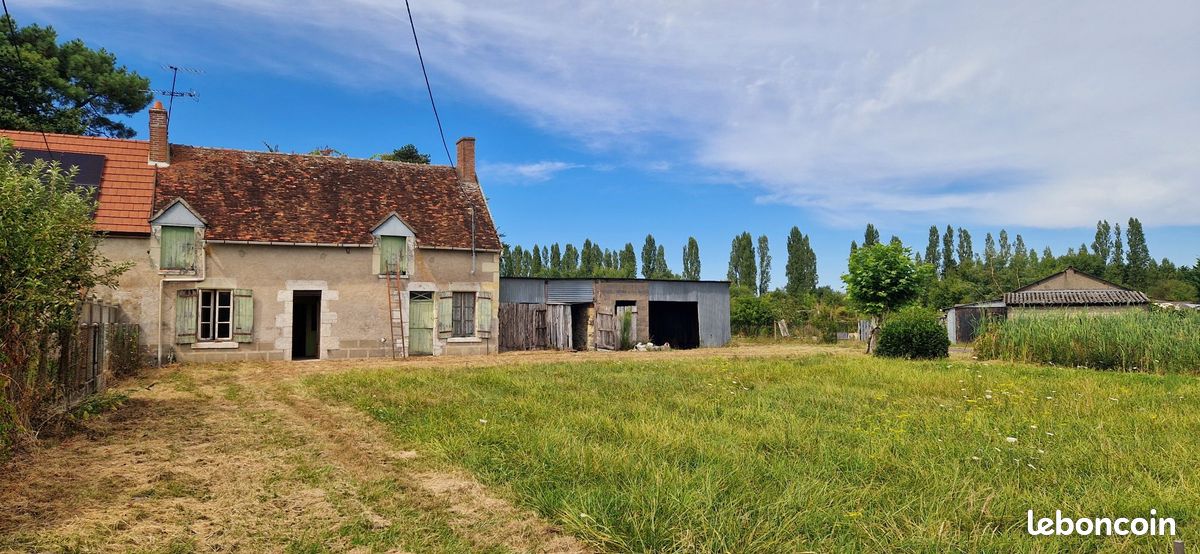 Casa de 2 habitaciónes en Le Controis-en-Sologne, France No. 250727