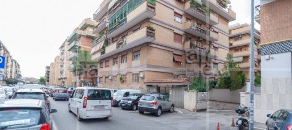 1 bedroom Apartment in Rome, Italy No. 145021 25