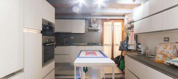 4 غرف نوم شقة في Cagliari, Italy رقم 326337 11