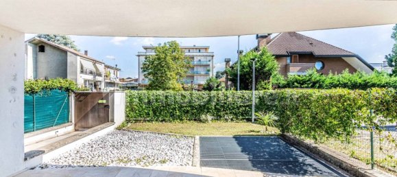 1 غرف نوم شقة في Mariano Comense, Italy رقم 374310 8