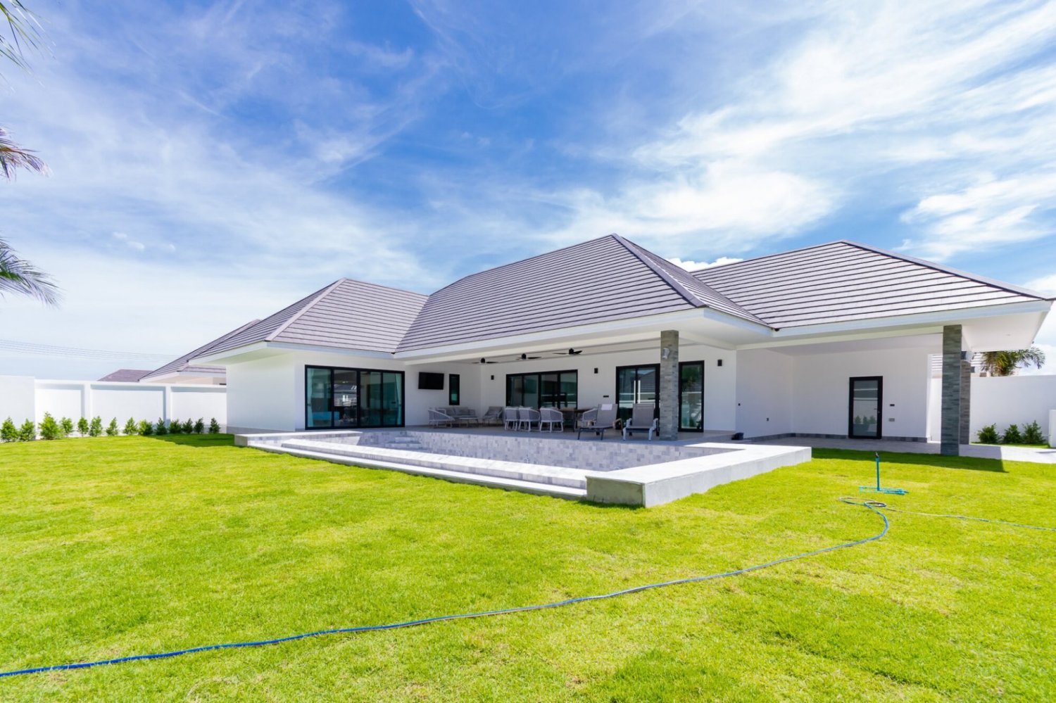 Café/restaurante de 3 dormitorios en Hua Hin, Thailand No. 6480