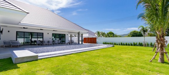 Café/restaurante de 3 dormitorios en Hua Hin, Thailand No. 6480 4