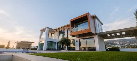 4 bedrooms Villa in Pegeia, Cyprus No. 18425 11