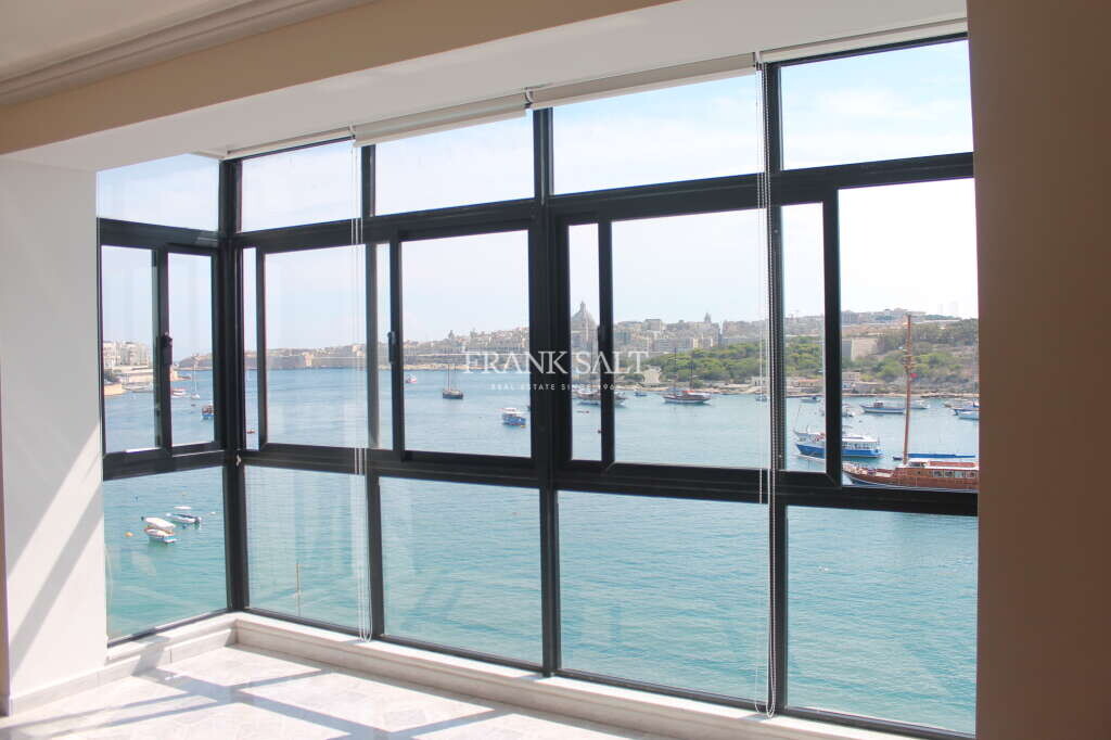 2 bedrooms Apartment in Sliema, Malta No. 9024