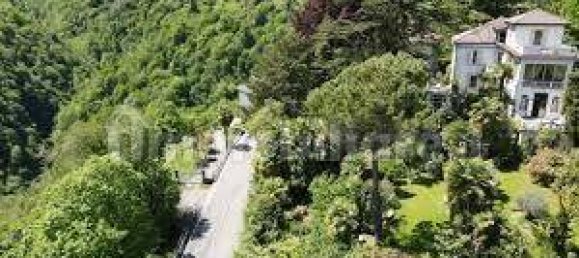 5 rooms Villa in Dizzasco, Italy No. 14353 3