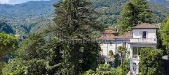 5 rooms Villa in Dizzasco, Italy No. 14353 4