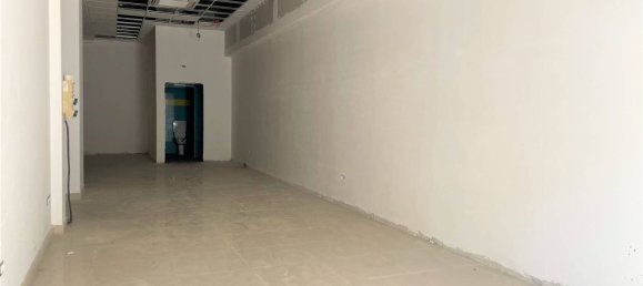 115m² Commercial property in Catanzaro, Italy No. 13087 2