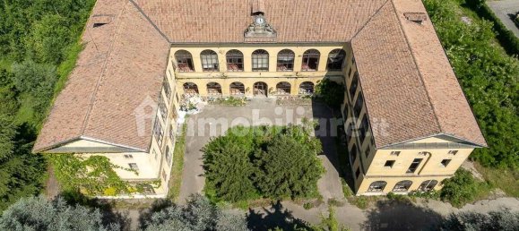 Здание с 1 комнатой в Страделла, Италия № 341062 8