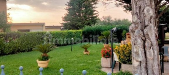 Вилла с 3 спальнями в Спелло, Италия № 353589 24