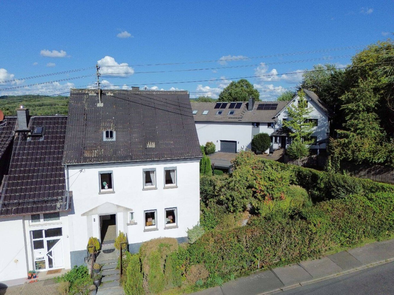 Таунхаус с 5 комнатами в Altenkirchen, Германия № 333709