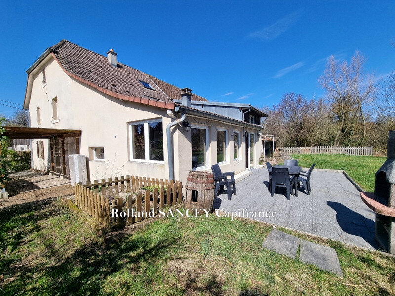 4 bedrooms House in Grosne, France No. 275367