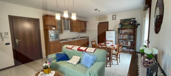 3 rooms Apartment in Guiglia, Italy No. 24216 11