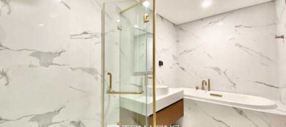 3 bedrooms Apartment in Tay Ho, Vietnam No. 868 11