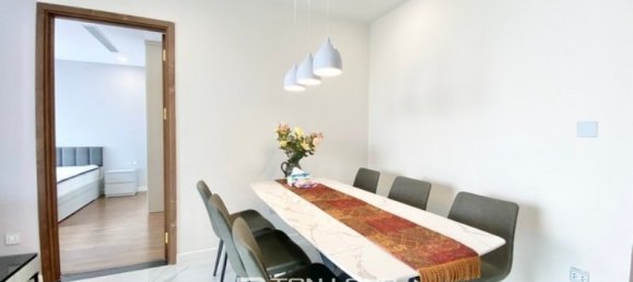 3 bedrooms Apartment in Tay Ho, Vietnam No. 868 5