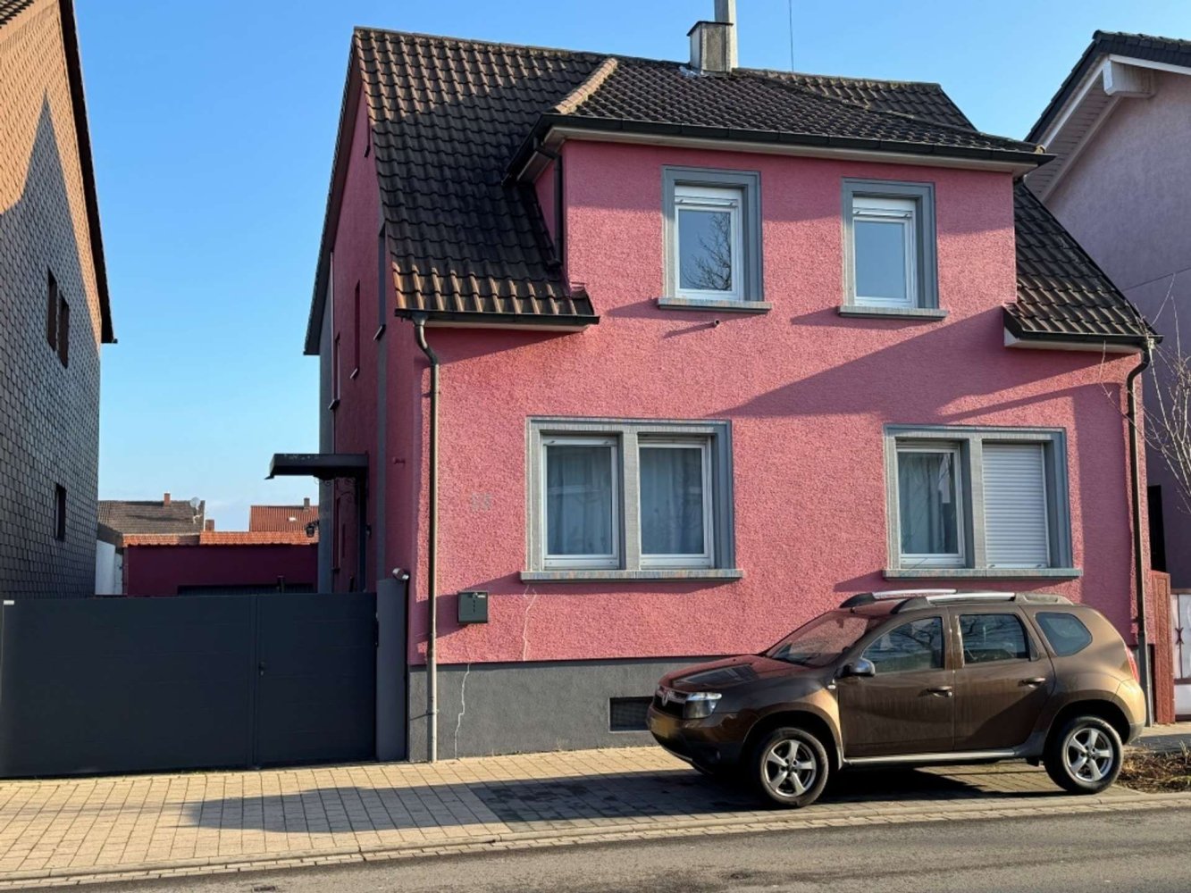 6 bedrooms Townhouse in Karlsruhe, Germany No. 20006