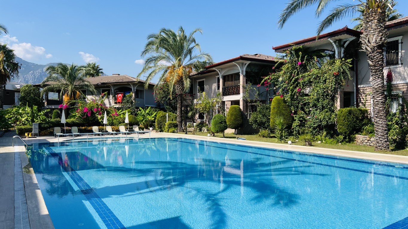 Villa de 3+1 en Kemer, Turkey No. 22180