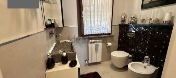 5 rooms House in Desenzano del Garda, Italy No. 311872 12