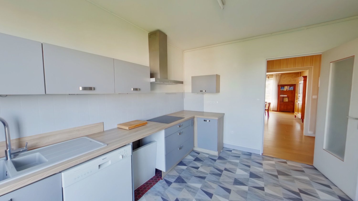 3 Schlafzimmer Wohnung in Tours, France, Nr. 254695