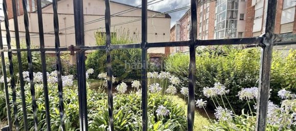 Apartamento de 2 dormitorios en Avilés, Spain No. 172404 10