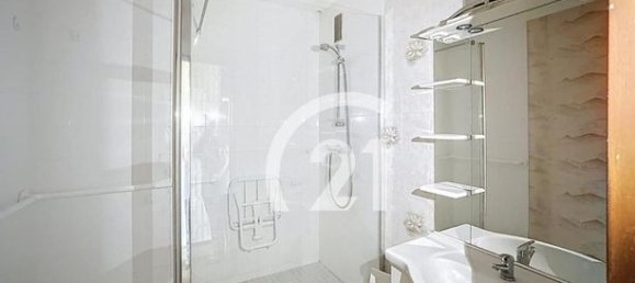 2 chambres Appartement à Villiers-le-Bel, France No. 353551 7