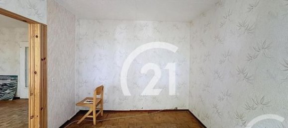 2 chambres Appartement à Villiers-le-Bel, France No. 353551 5