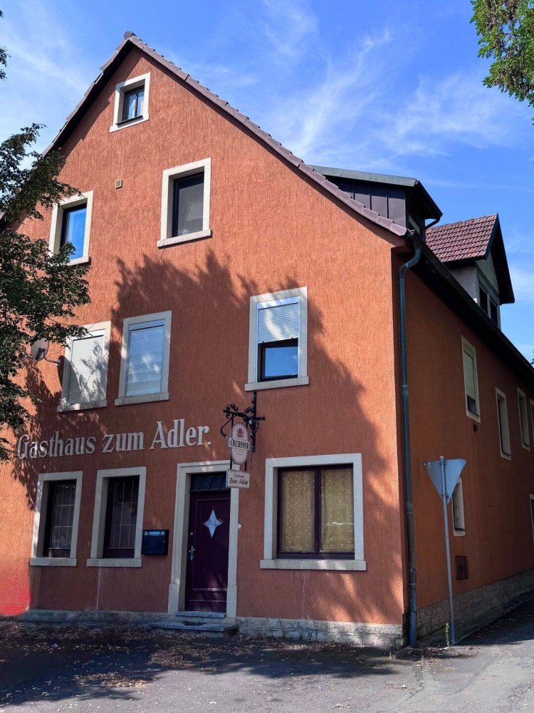 Propiedad comercial de 2 habitaciónes en Kitzingen, Germany No. 275492