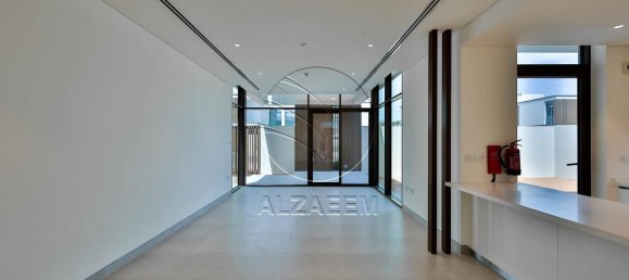 Moradia em banda T3 em Abu Dhabi, UAE N.º 29254 2