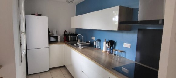 2 bedrooms Apartment in Riorges, France No. 333204 3