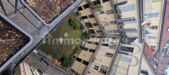 1 bedroom Apartment in Turin, Italy No. 264110 3