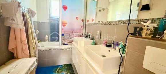 3 bedrooms House in Valdampierre, France No. 305596 10