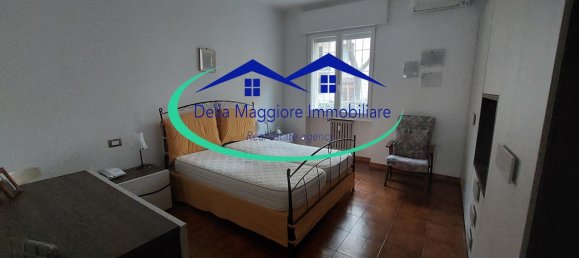 6 rooms Apartment in Livorno, Italy No. 4576 10