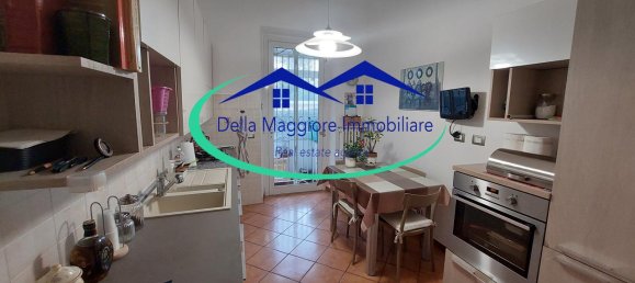 6 rooms Apartment in Livorno, Italy No. 4576 3