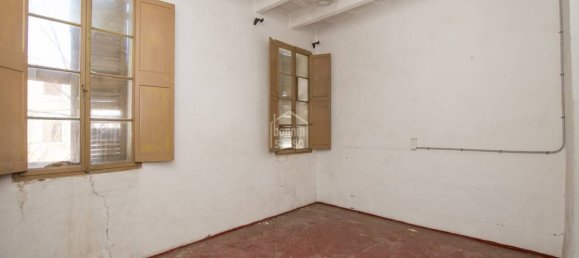 411m² Commercial property in Ciutadella De Menorca, Spain No. 1476 17