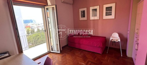 Apartamento de 3 dormitorios en Naples, Italy No. 119971 4