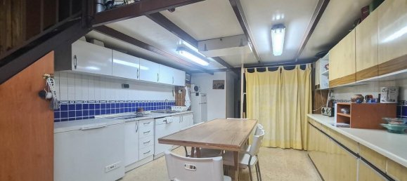 80m² Commercial property in Chartered Community of Navarre, Spain No. 116872 7