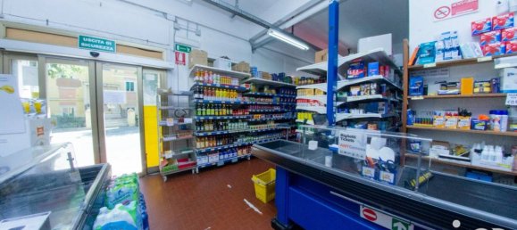 Imóvel comercial de 3 divisões em Genoa, Italy N.º 353334 22