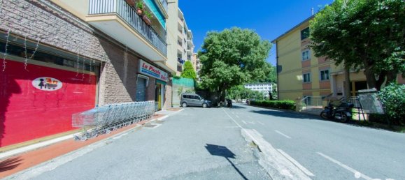 Imóvel comercial de 3 divisões em Genoa, Italy N.º 353334 26