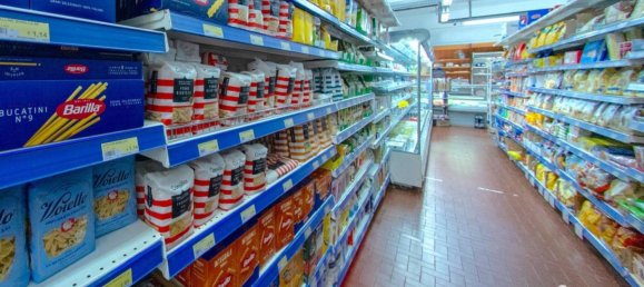 Imóvel comercial de 3 divisões em Genoa, Italy N.º 353334 10