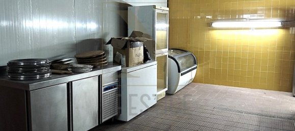 643m² Commercial property in Coimbra, Portugal No. 248829 49