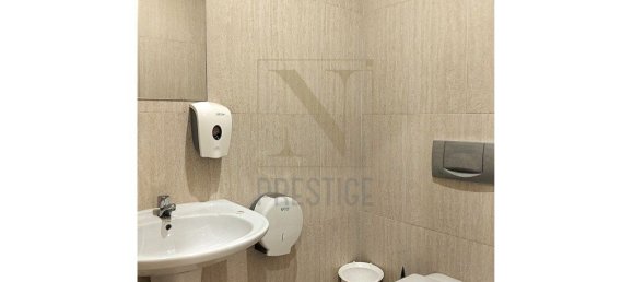 643m² Commercial property in Coimbra, Portugal No. 248829 33