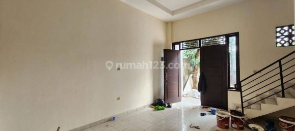 3 bedrooms House in Cengkareng, Indonesia No. 1423 3