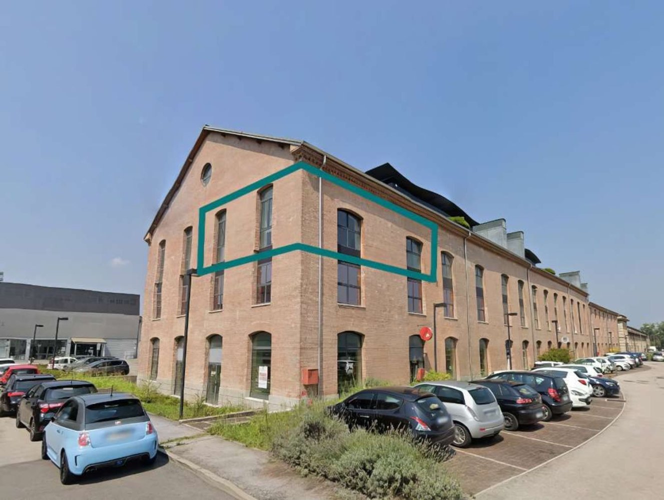 134m² Office in Vicenza, Italy No. 285617