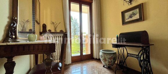 Apartamento de 5 dormitorios en Mariano Comense, Italy No. 259481 9