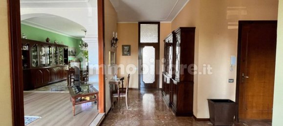 Apartamento de 5 dormitorios en Mariano Comense, Italy No. 259481 11