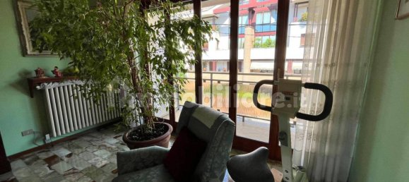 Apartamento de 5 dormitorios en Mariano Comense, Italy No. 259481 17