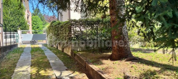 Apartamento de 5 dormitorios en Mariano Comense, Italy No. 259481 34