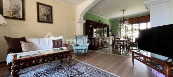 Apartamento de 5 dormitorios en Mariano Comense, Italy No. 259481 12