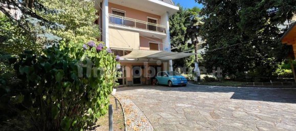Apartamento de 5 dormitorios en Mariano Comense, Italy No. 259481 3